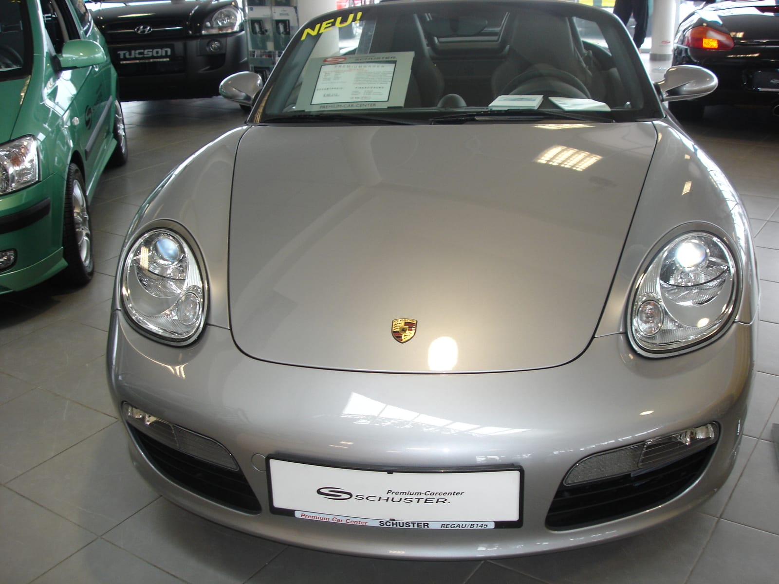Porsche Boxster 987 roadster, front three-quarter view
